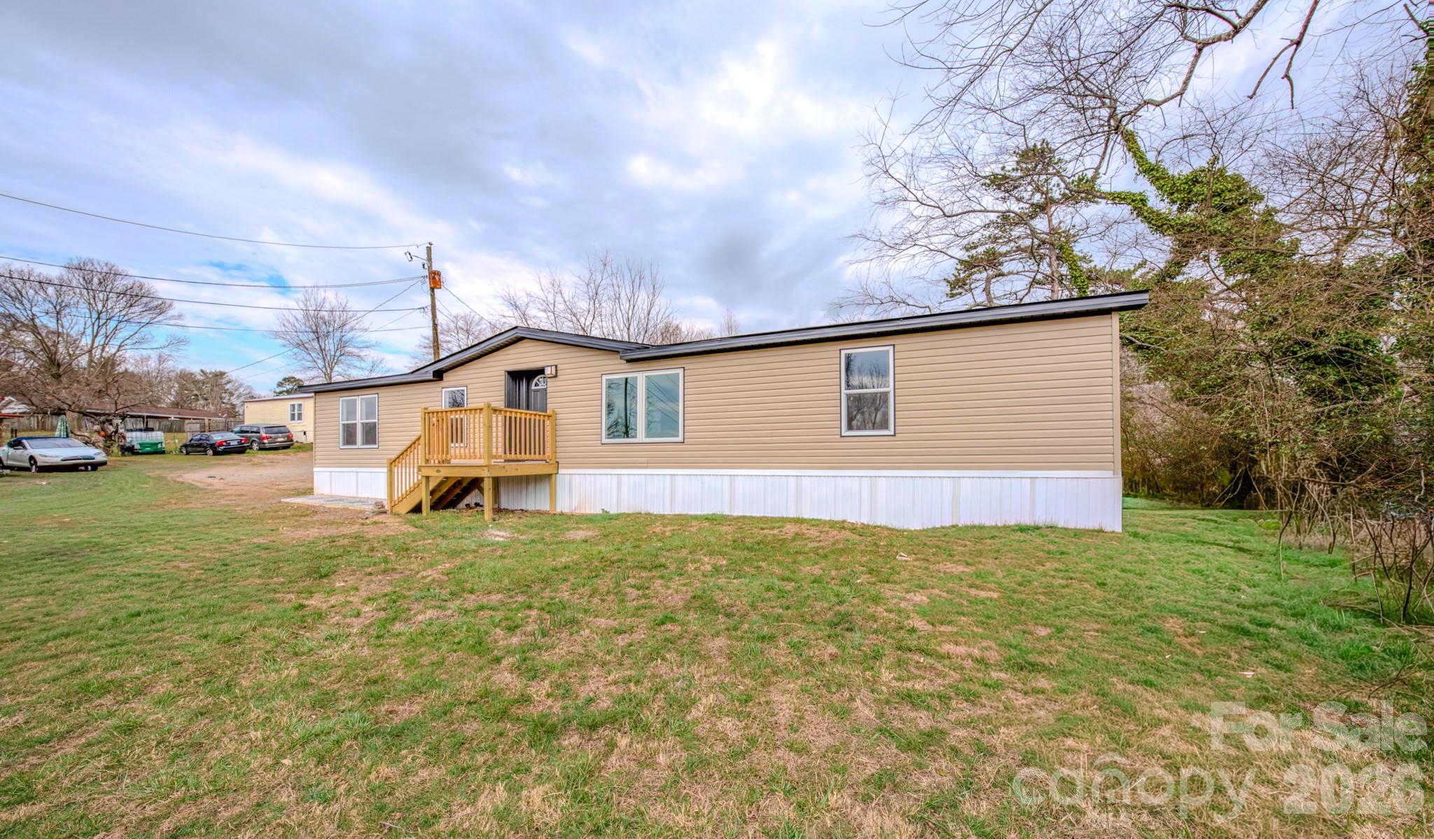 SOLOMON LUTHER LAND - Residential