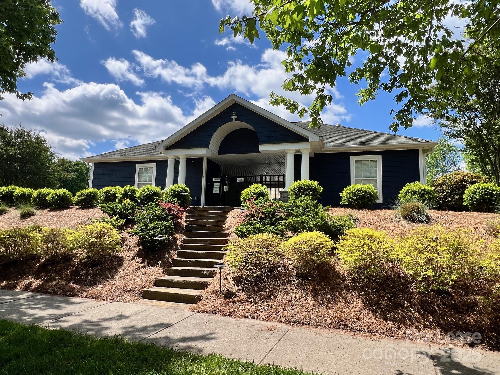 Tanners Creek - Residential Lease