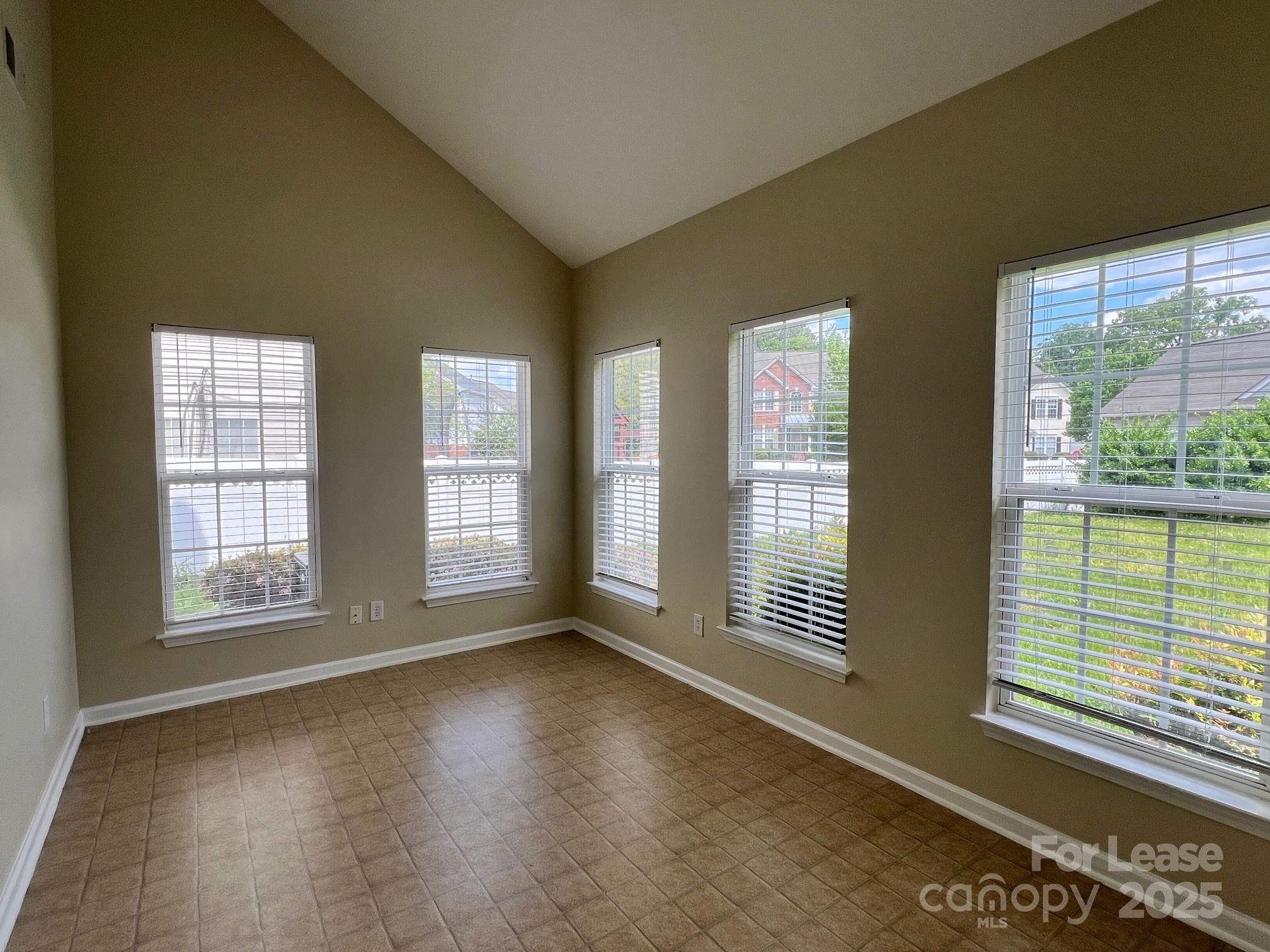 Tanners Creek - Residential Lease