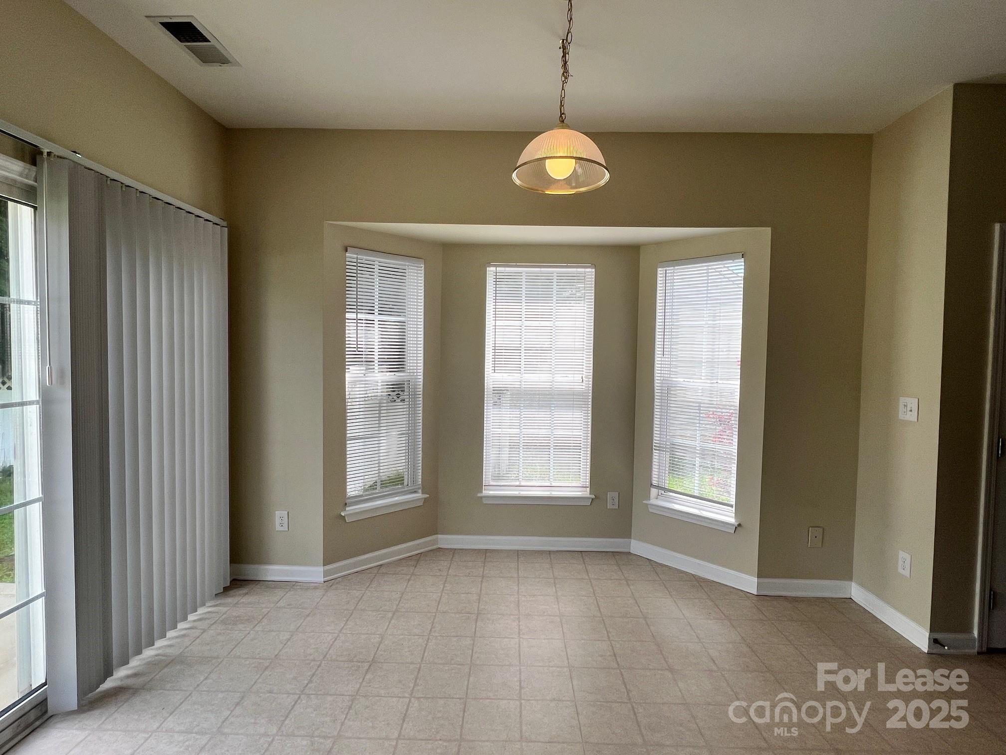 Tanners Creek - Residential Lease