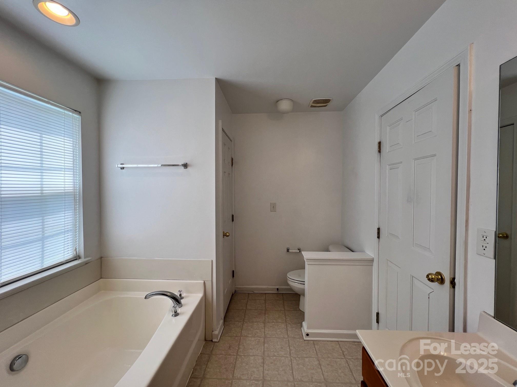 Tanners Creek - Residential Lease