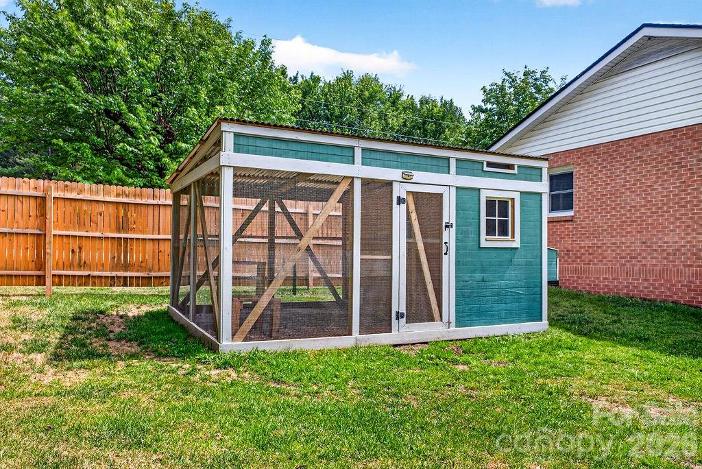 204 Oak Grove Road