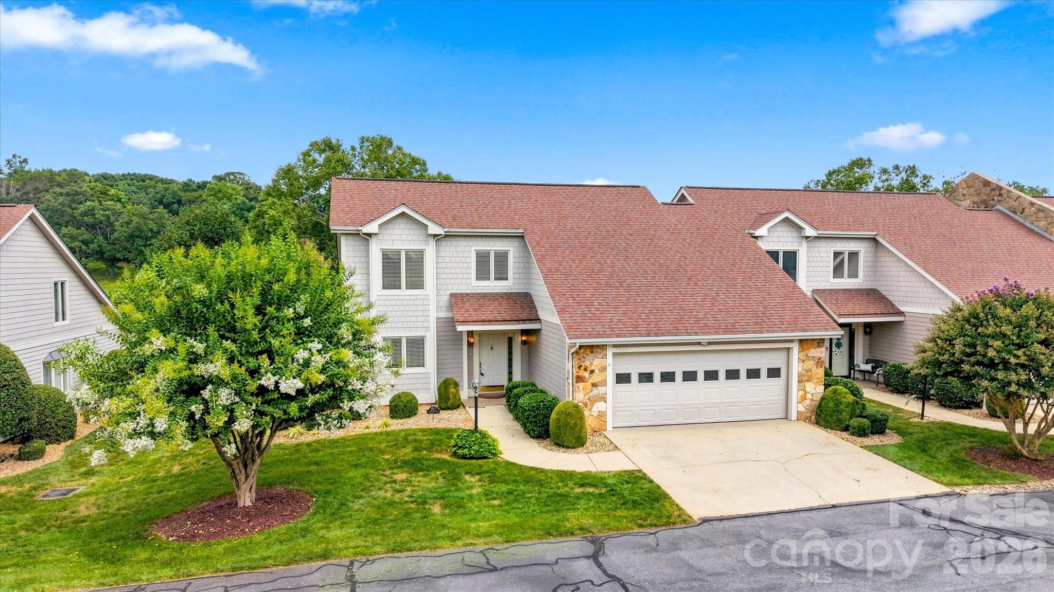 3823 ROCK BRIDGE Drive NE