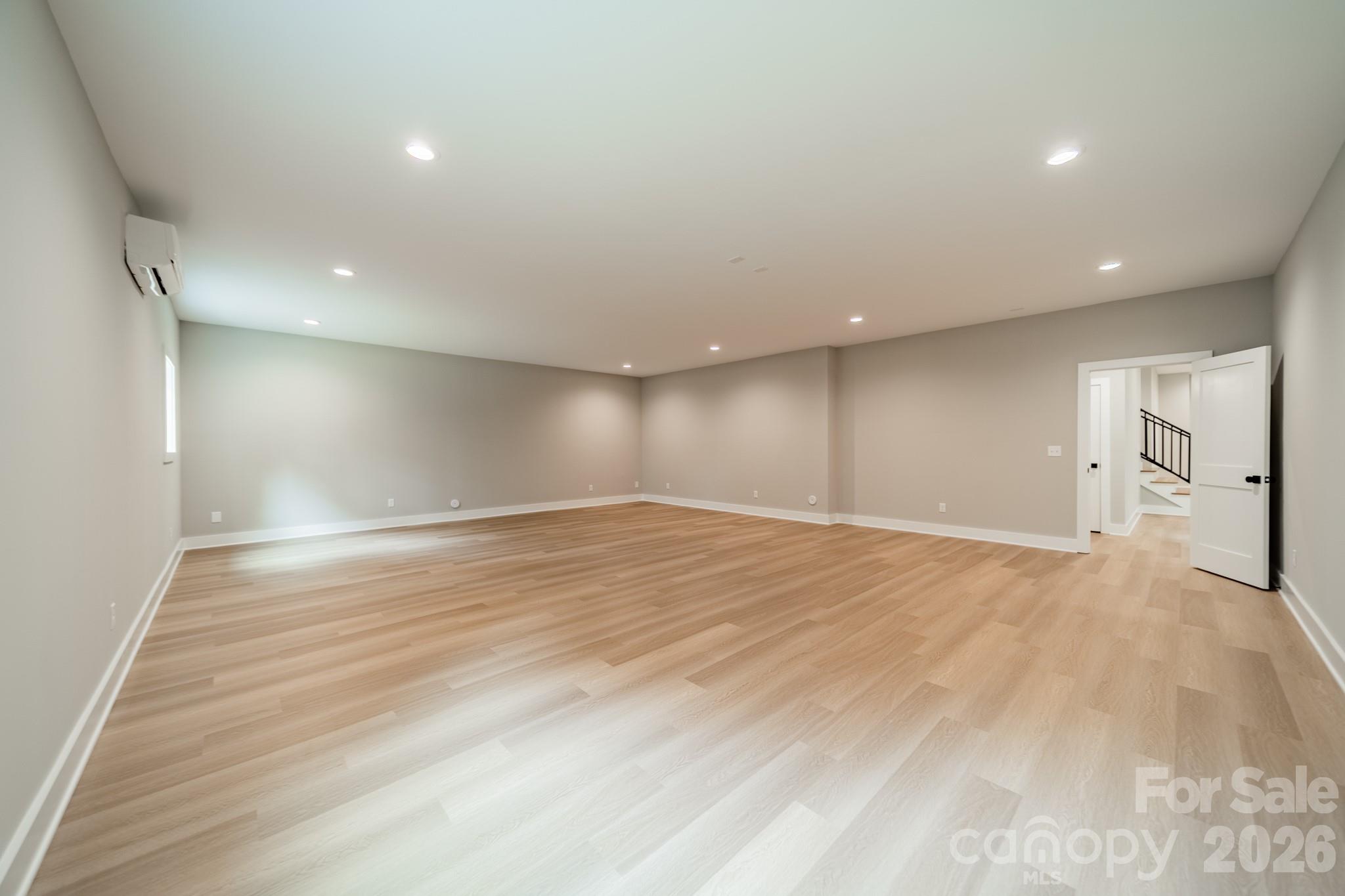 Norman Pointe - Residential