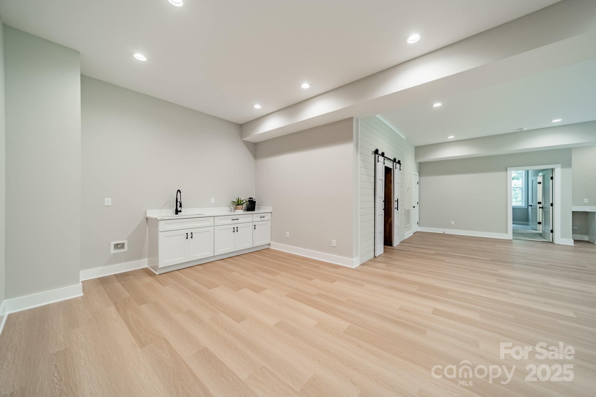 Norman Pointe - Residential