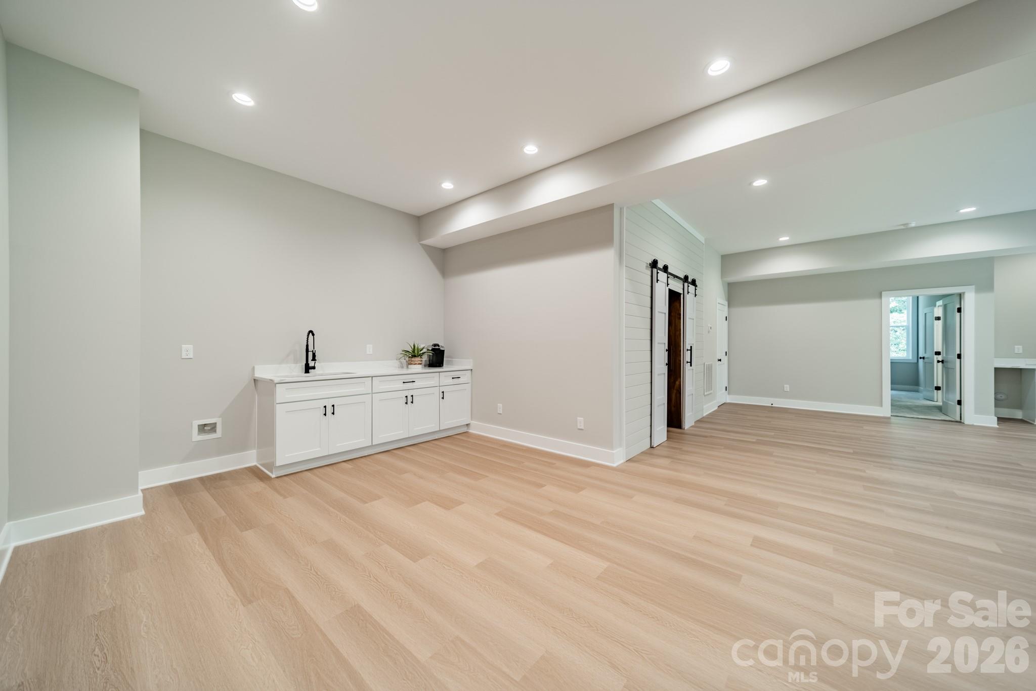 Norman Pointe - Residential