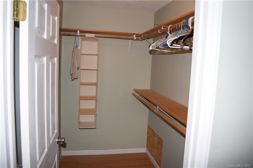 Willow Lake - Residential