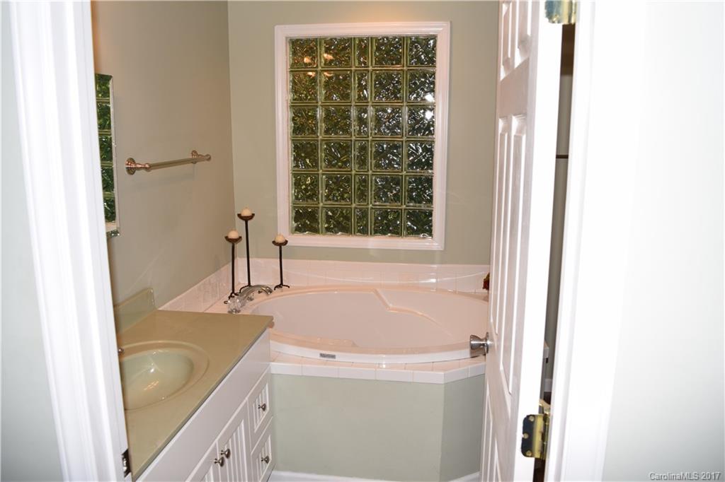 Willow Lake - Residential