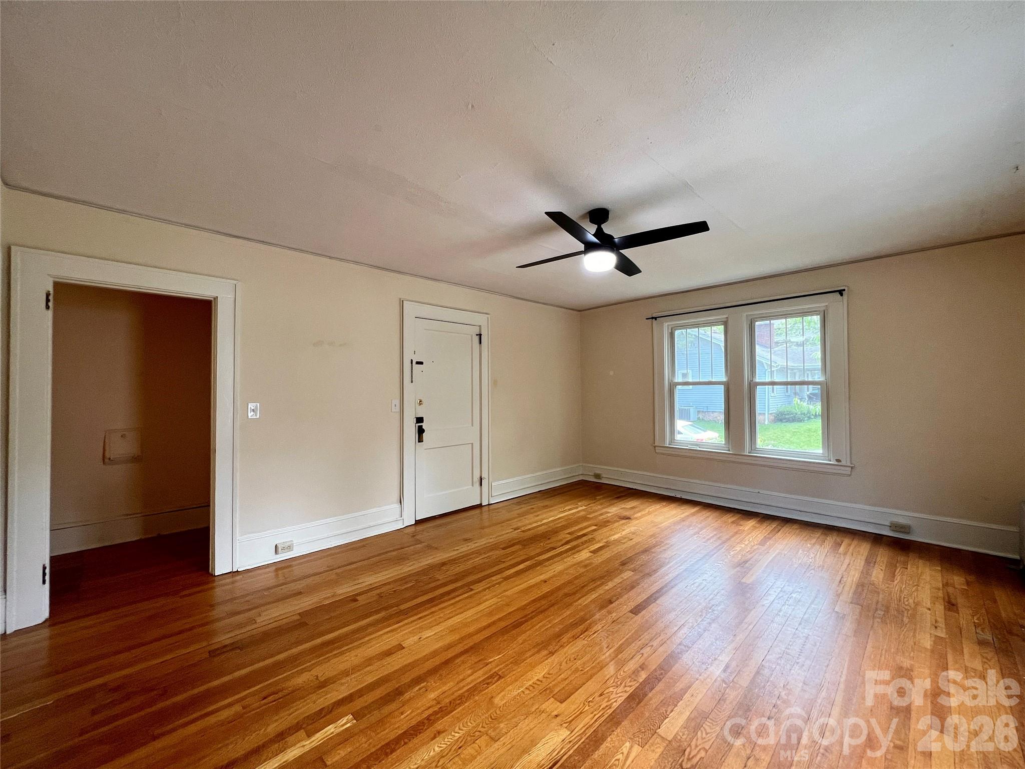 19 Saluda Street