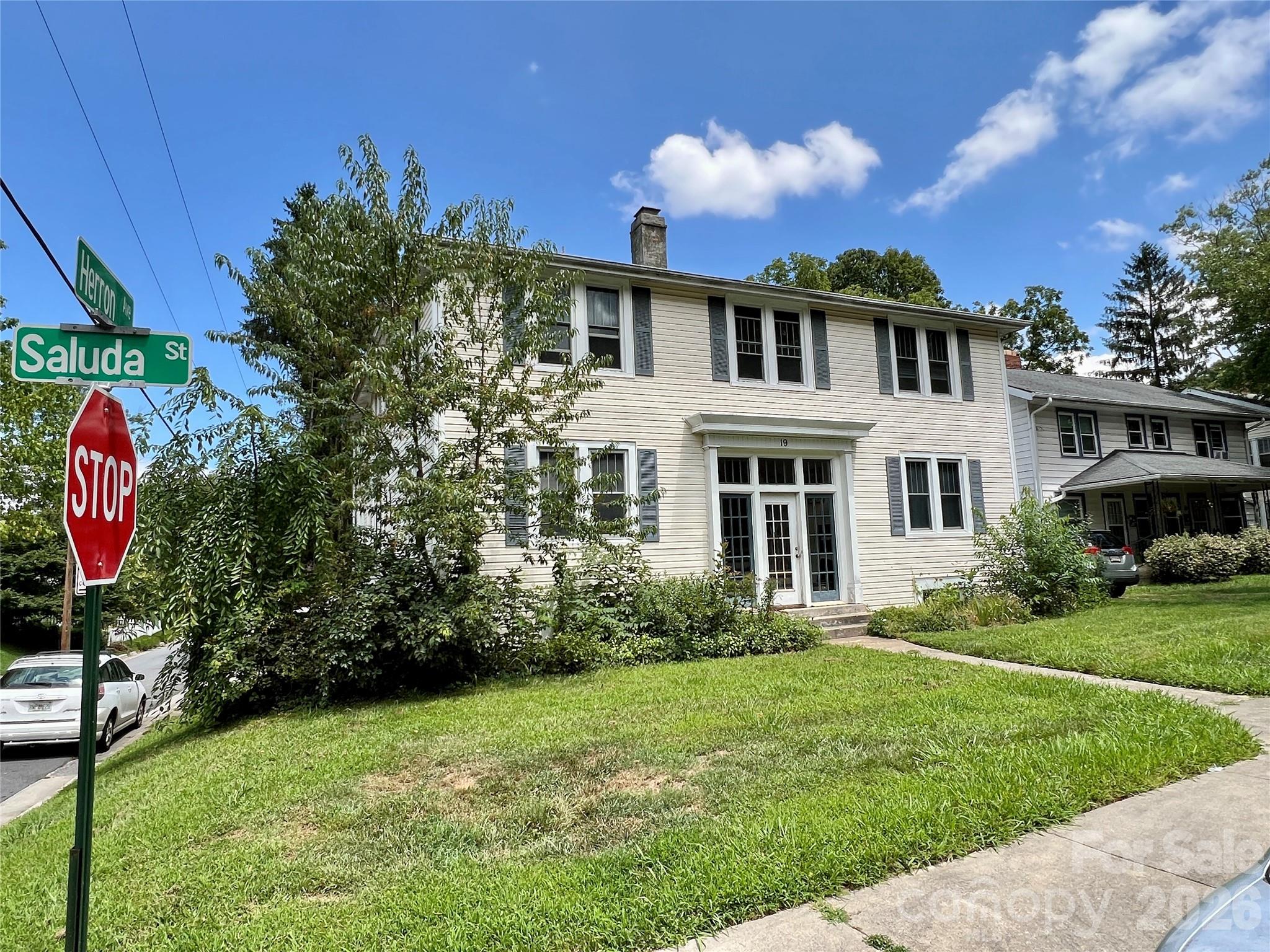 19 Saluda Street