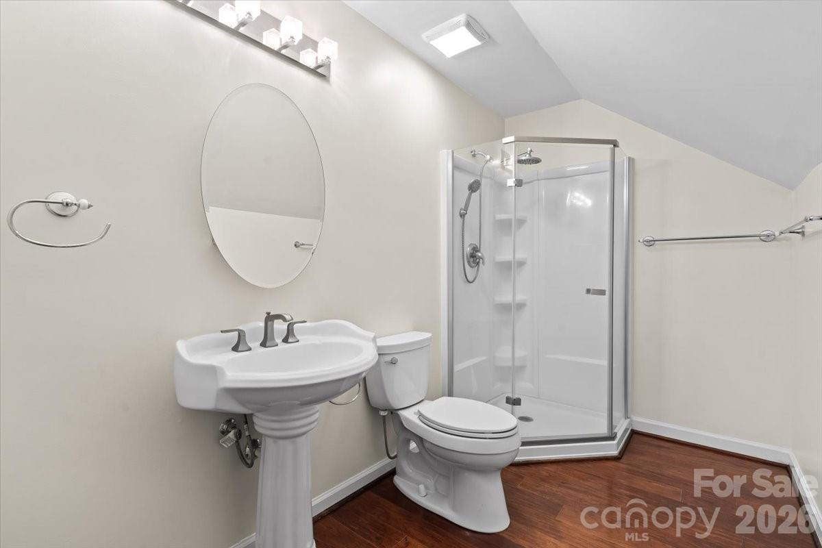 Jonathans Landing - Residential