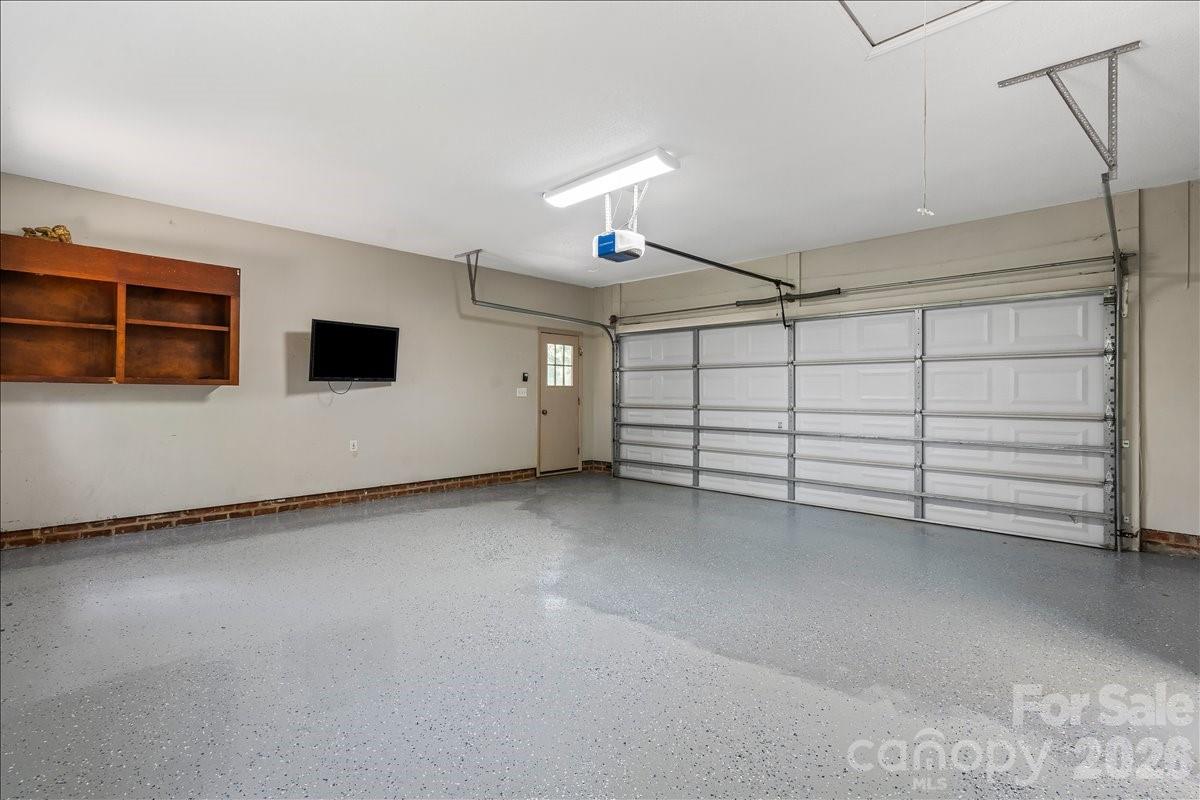 Jonathans Landing - Residential