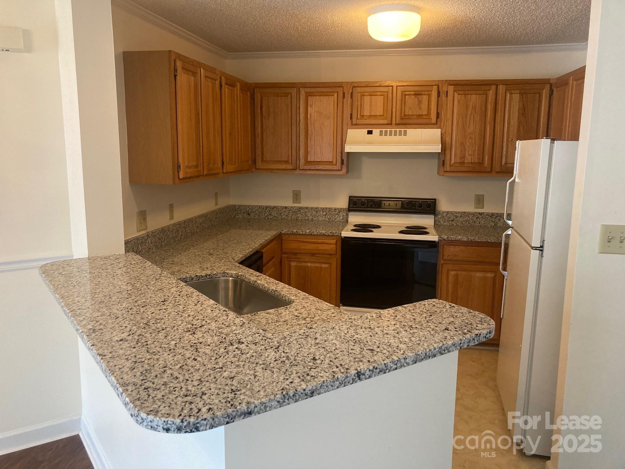 1044 Southwest Drive