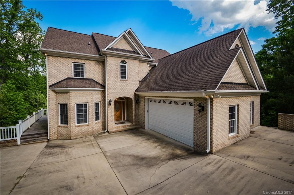 Debutary Pointe - Residential
