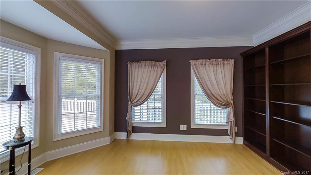 Debutary Pointe - Residential
