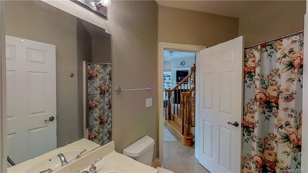 Debutary Pointe - Residential
