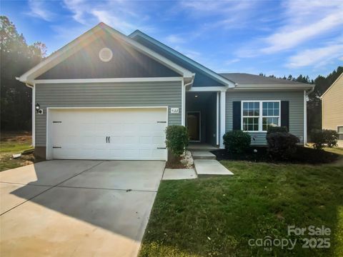 4122 Munson Drive Charlotte NC 28215