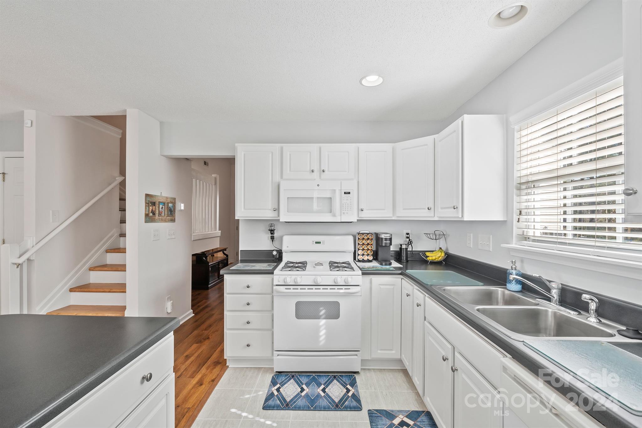 Rozzelles Landing - Residential