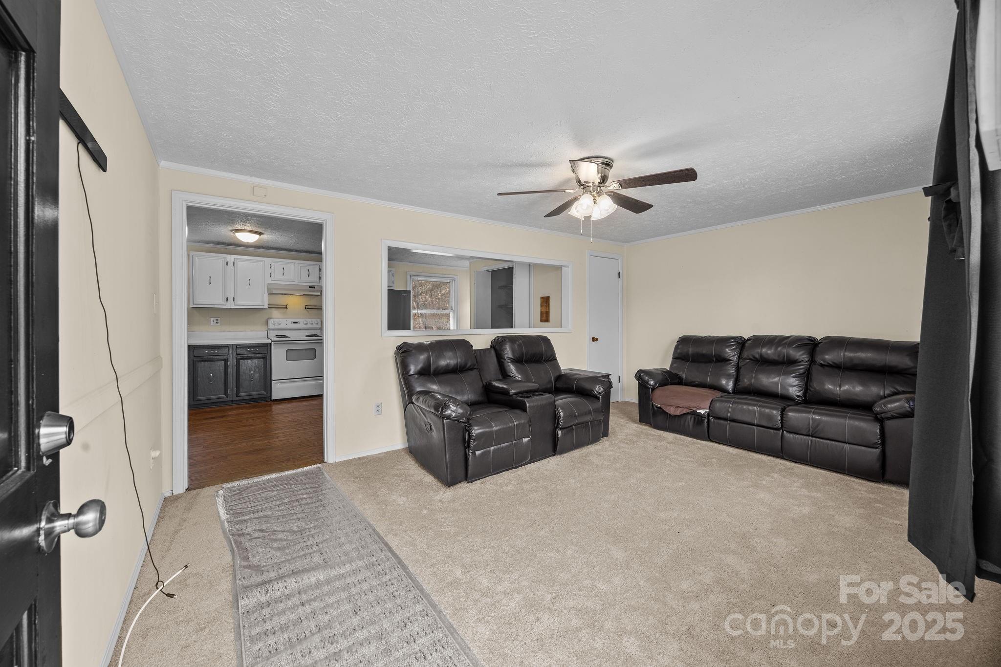 665 Firecrest Street SE