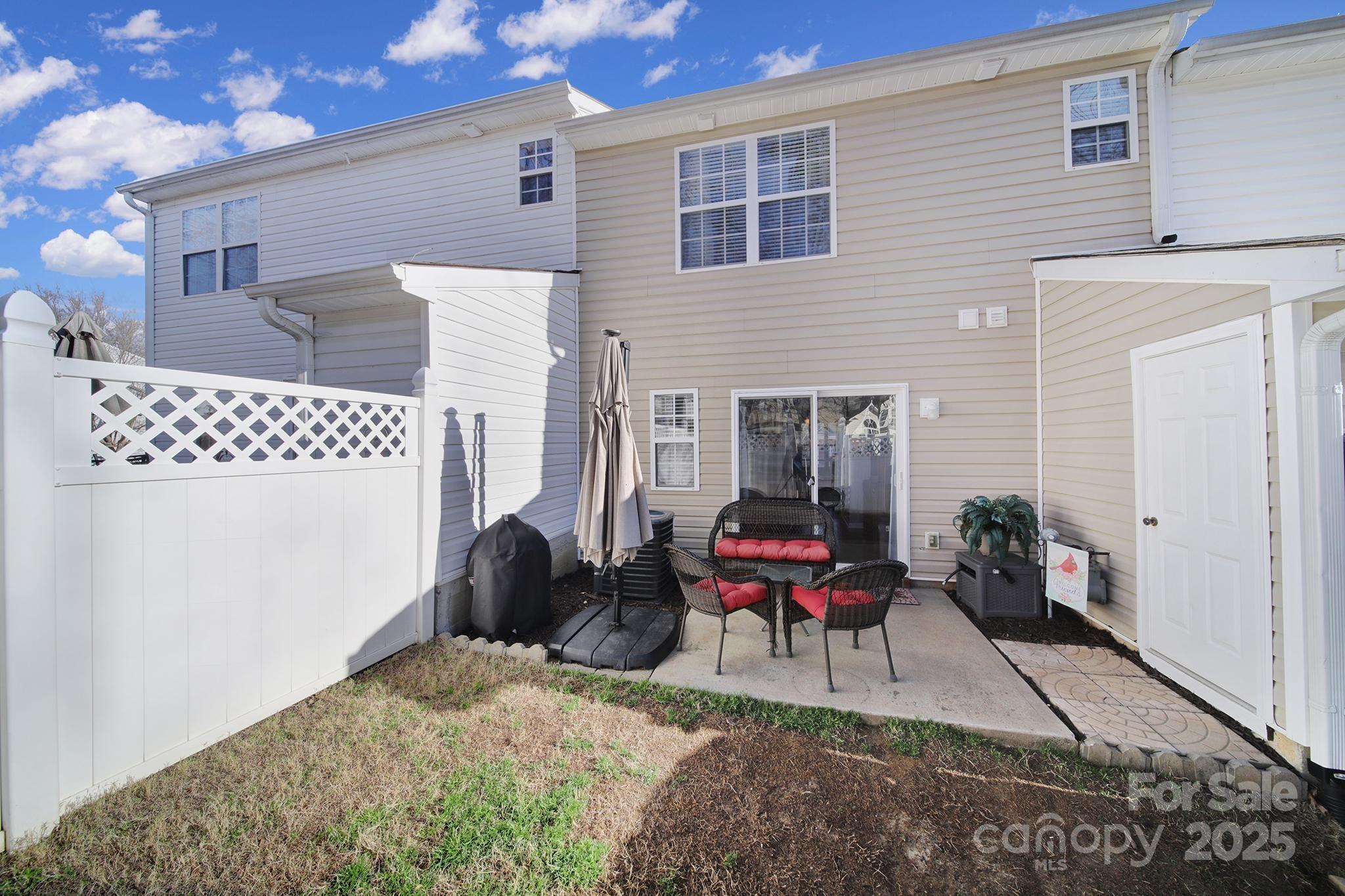 Lexington Commons - Residential