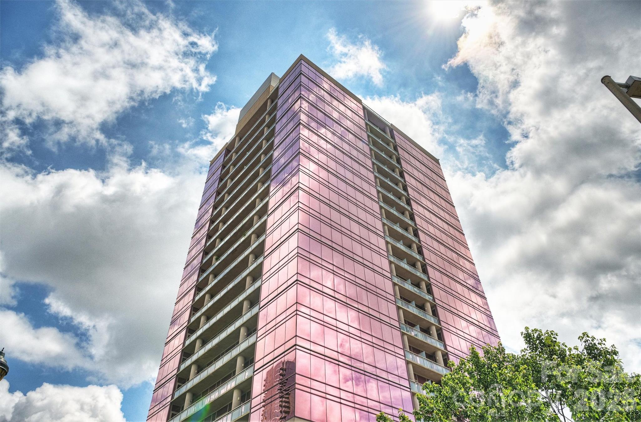 315 Arlington Avenue 504