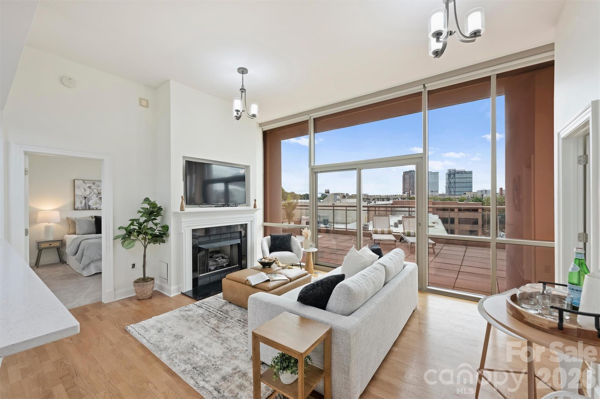 315 Arlington Avenue 504