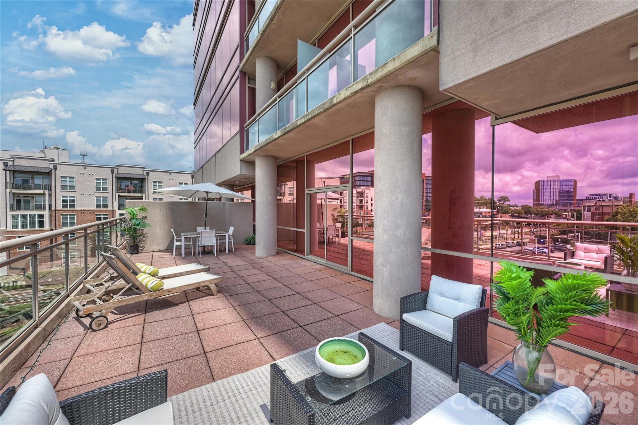 315 Arlington Avenue 504
