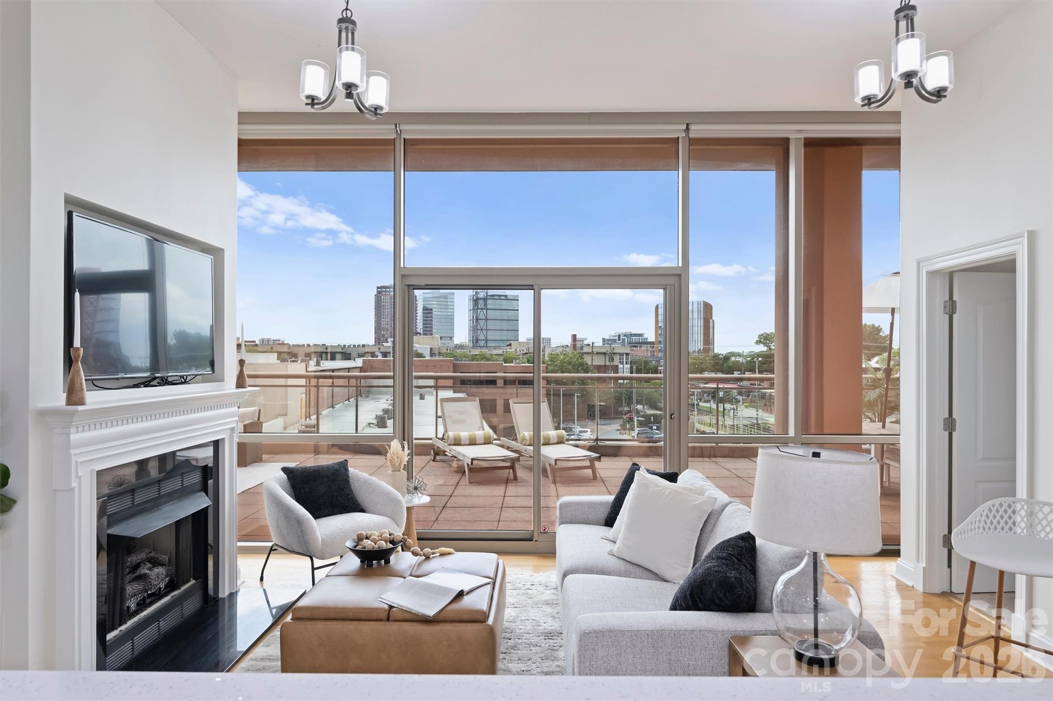 315 Arlington Avenue 504