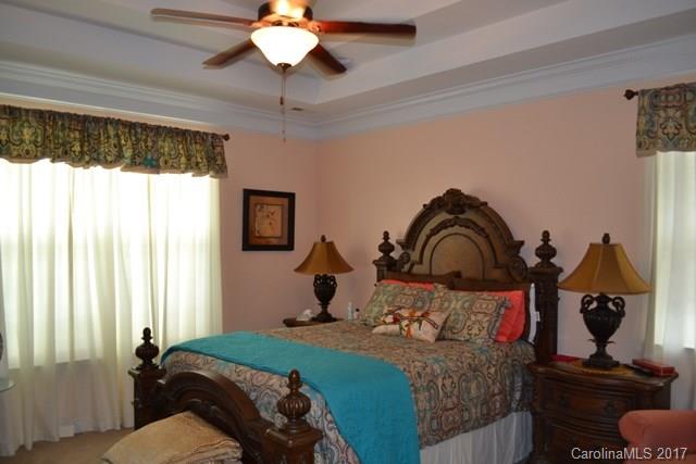 Stoneridge Lakes - Residential