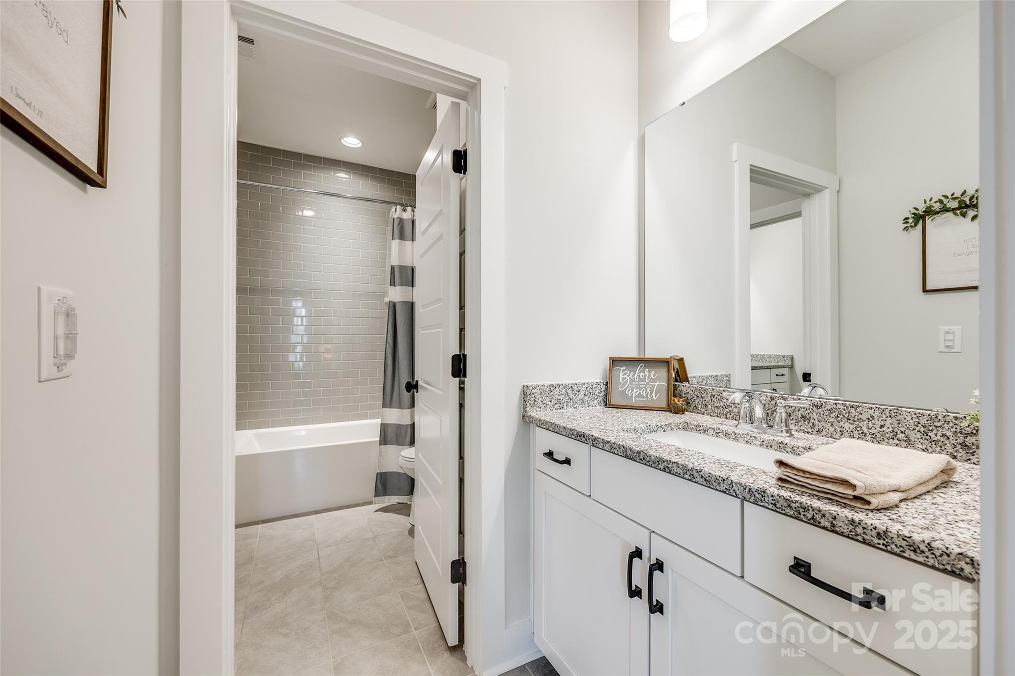 Paddlers Cove - Residential