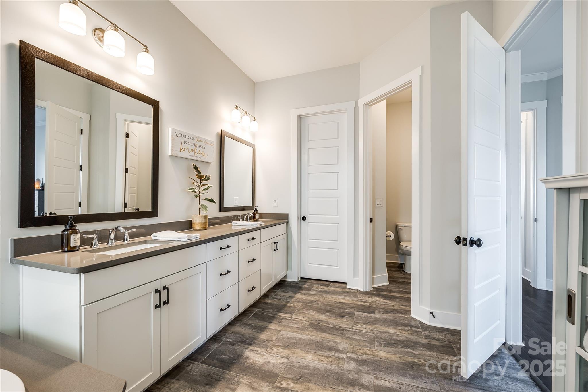 Paddlers Cove - Residential