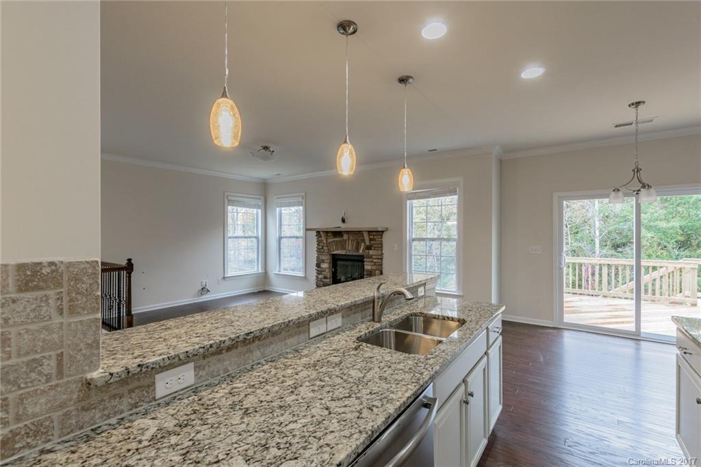 Hawks Creek - Residential