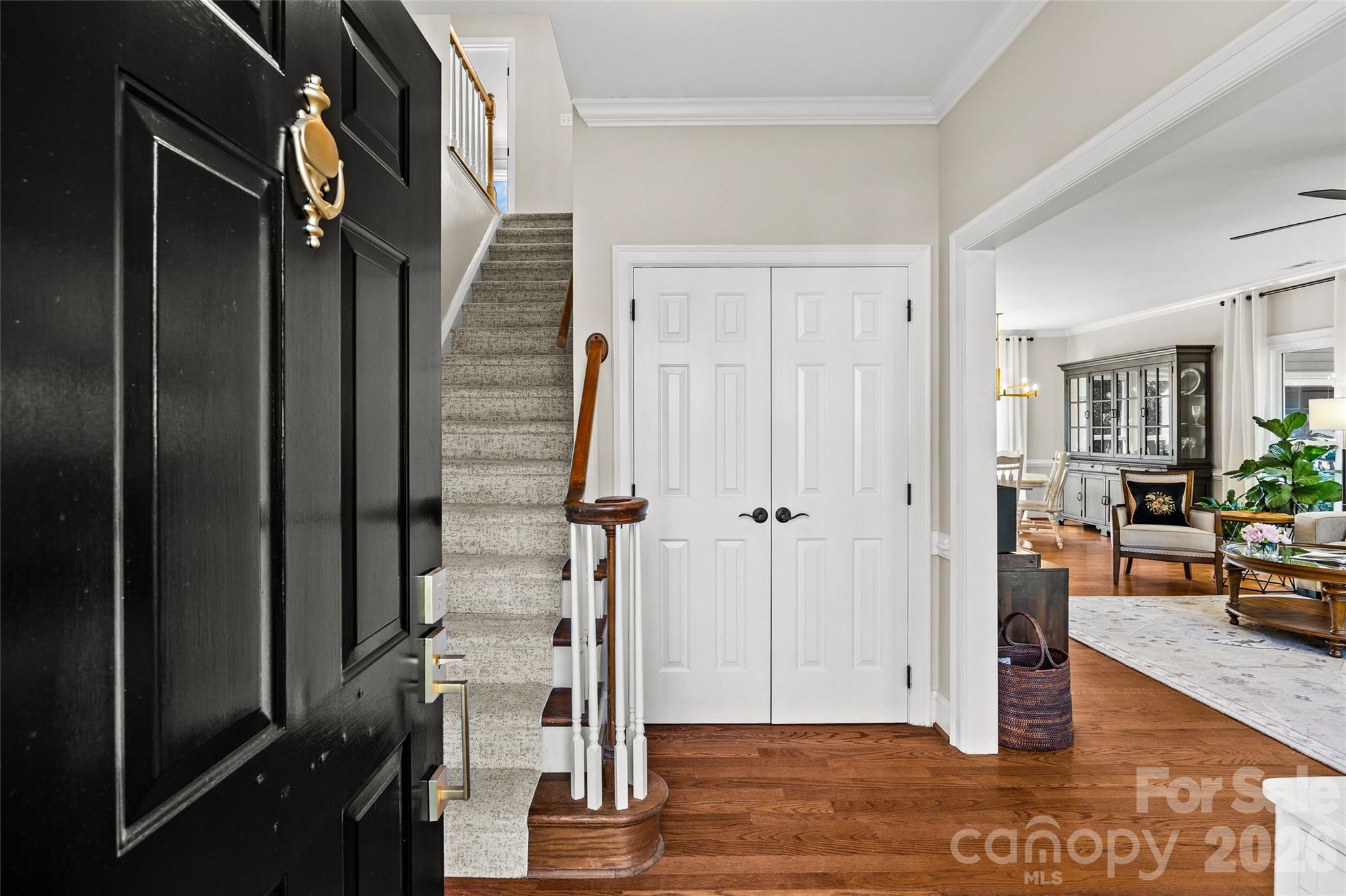 5005 Rosewater Court