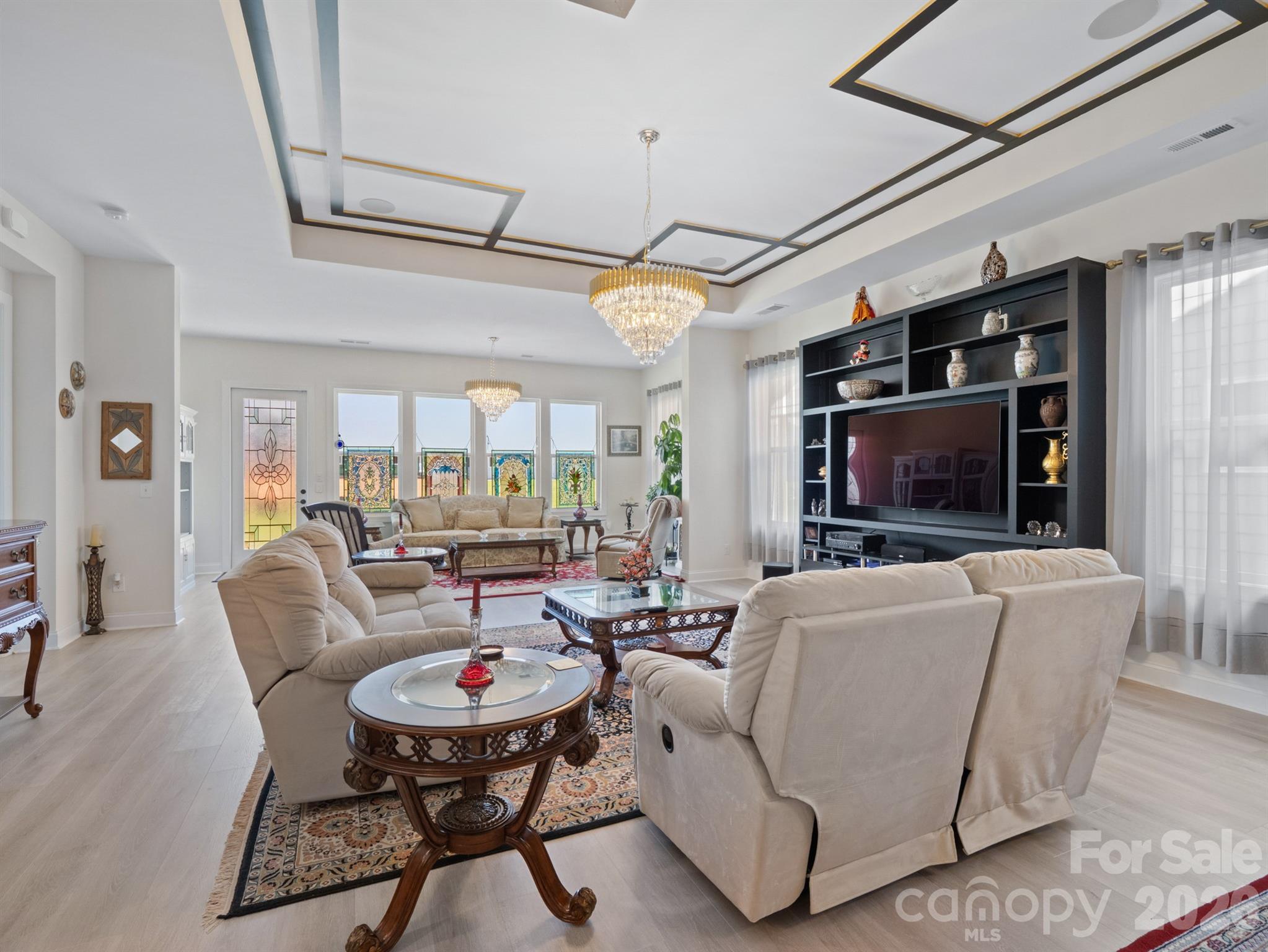 6015 Waldorf Avenue