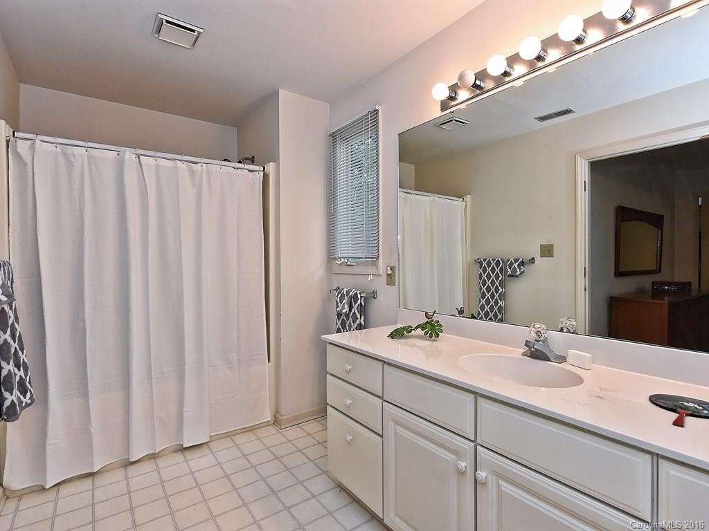 Tega Cay - Residential