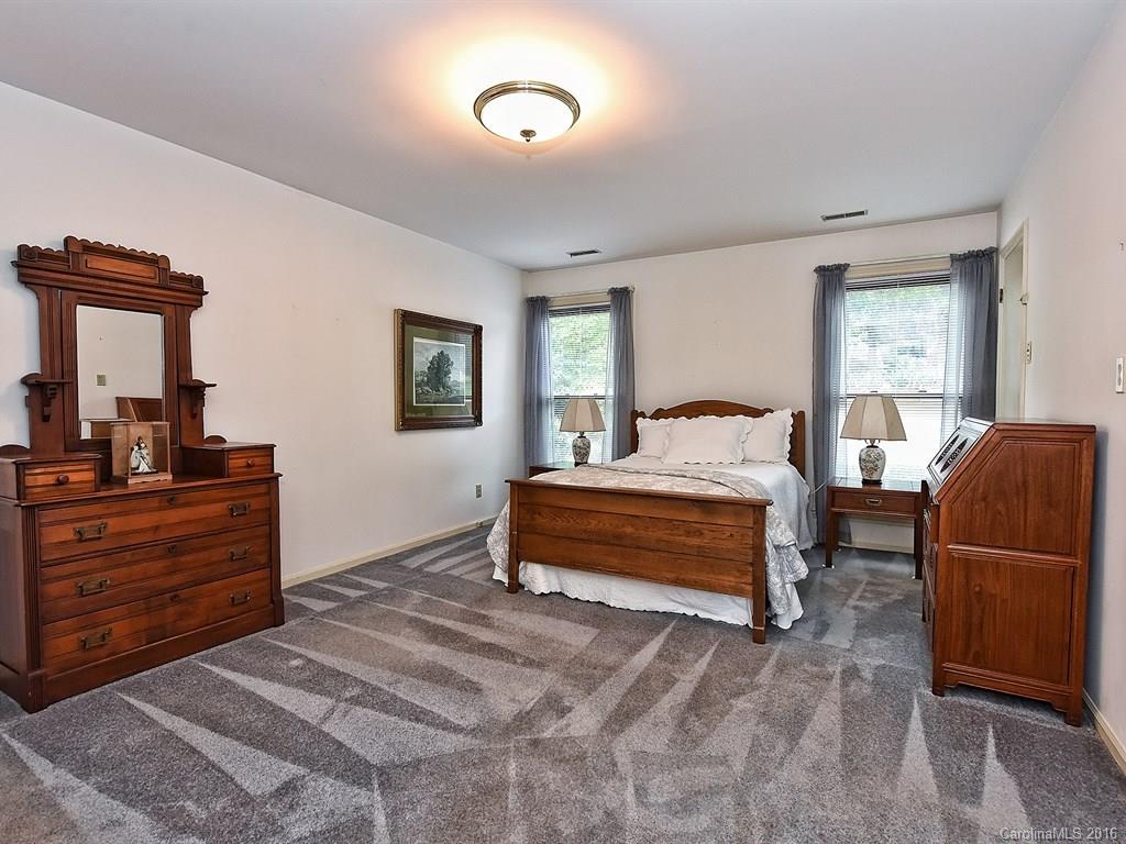 Tega Cay - Residential