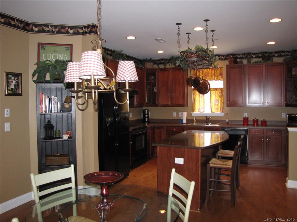 Macaulay - Residential Lease