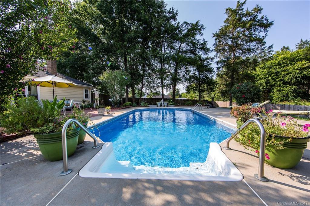 Planters Row - Residential