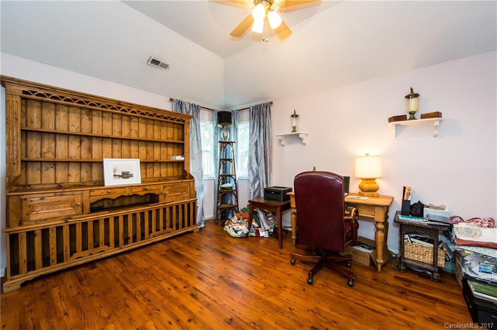 Planters Row - Residential