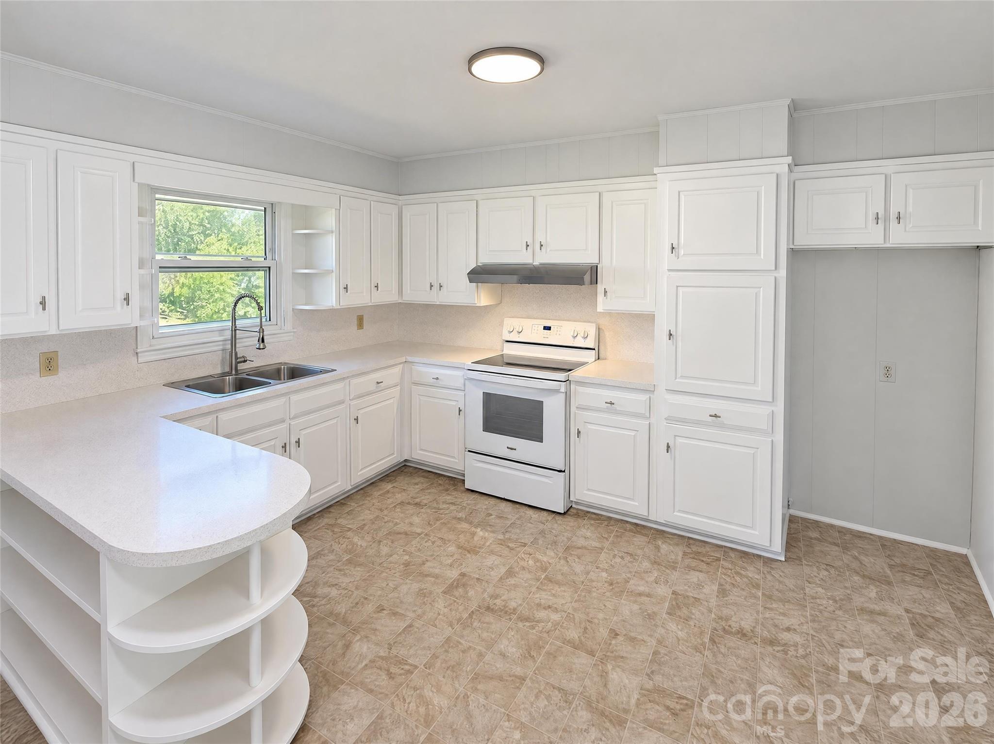 2138 Reeves Road