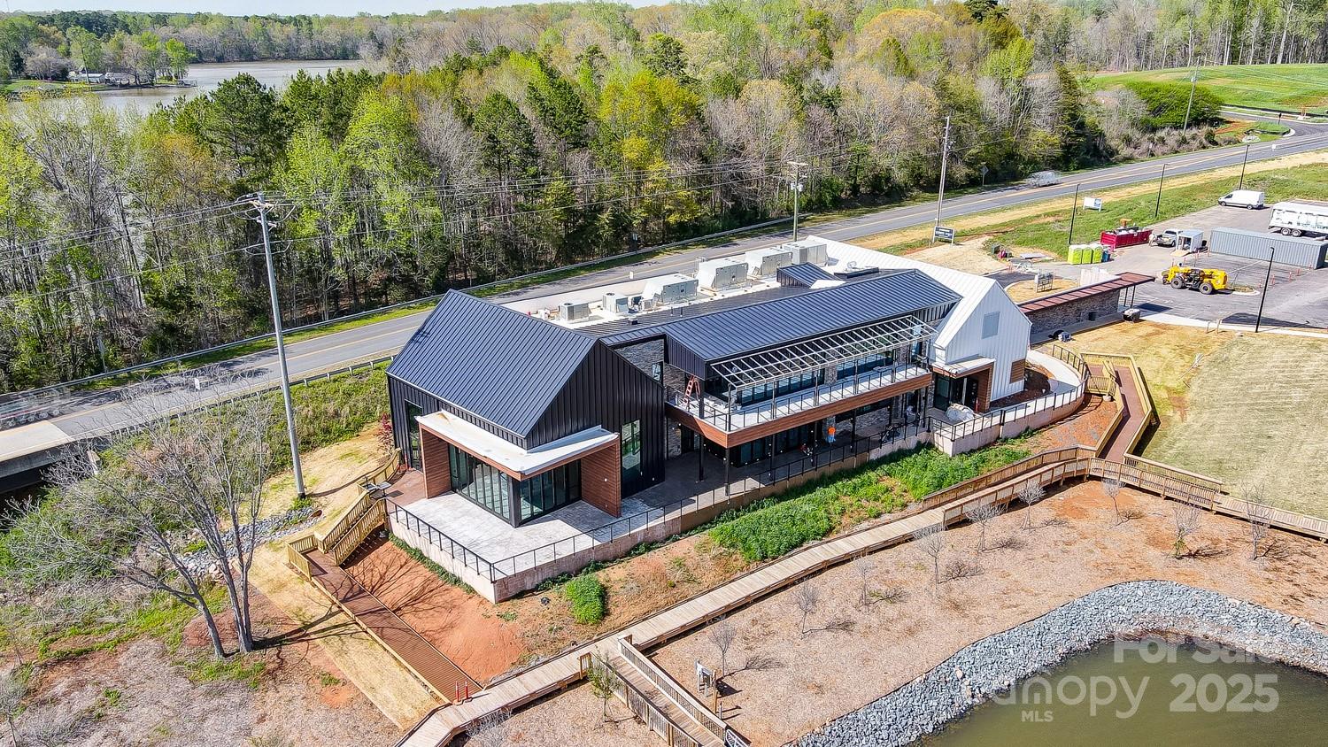 McLean Hunts Point - Land