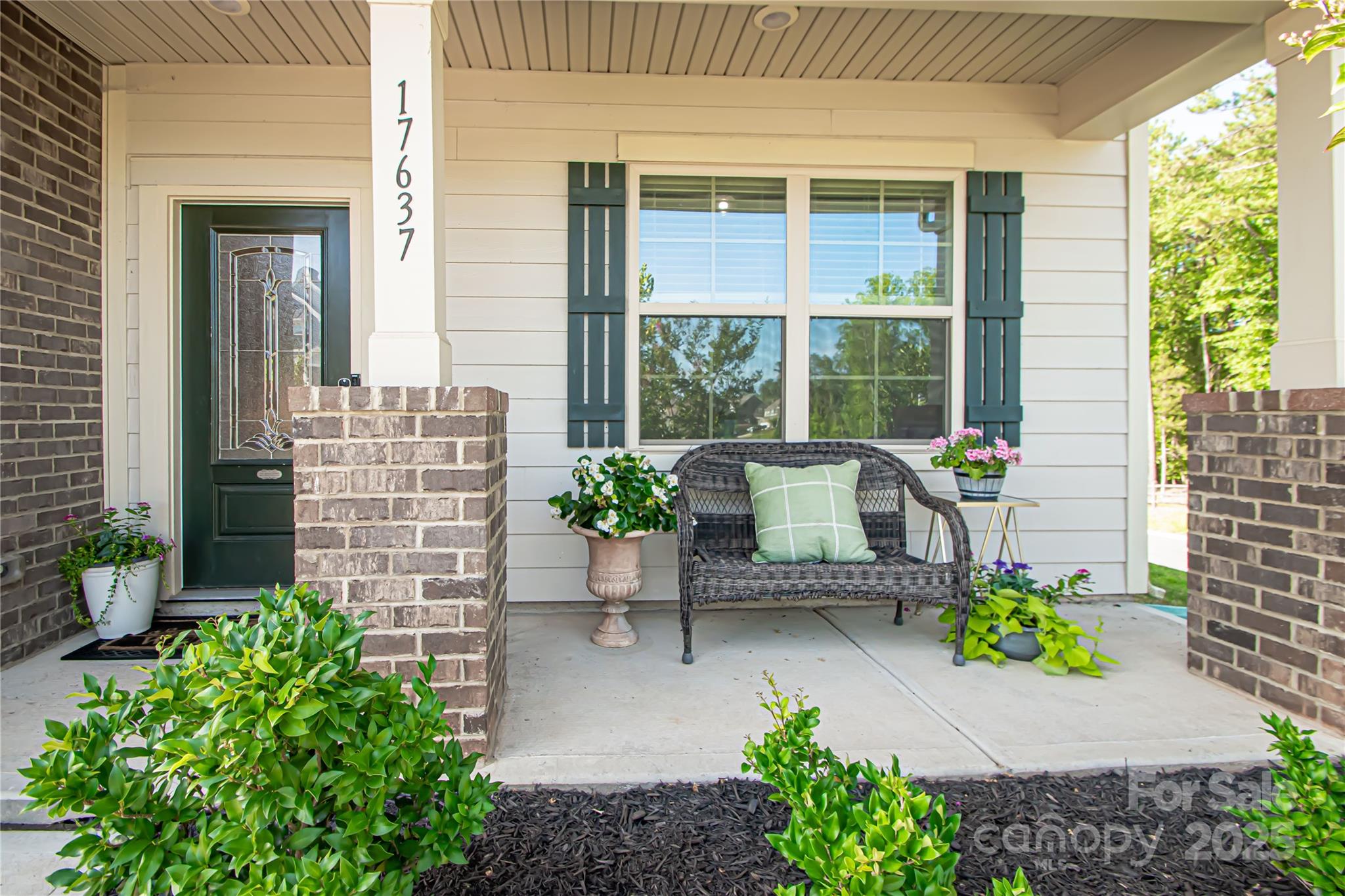 17637 Snug Harbor Road
