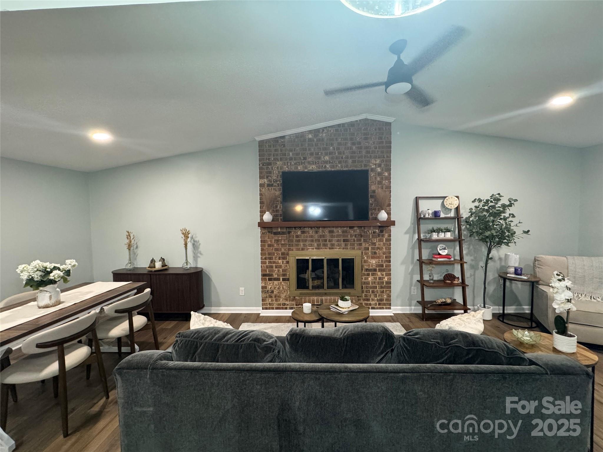 Holly Hills - Residential