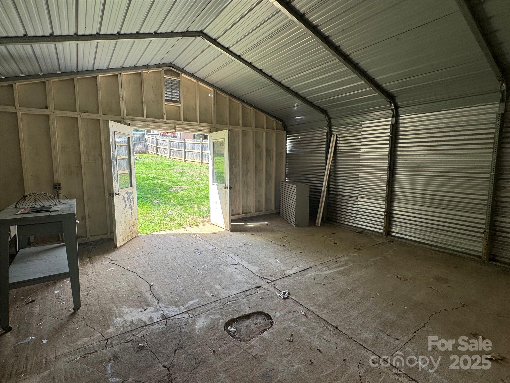 Holly Hills - Residential