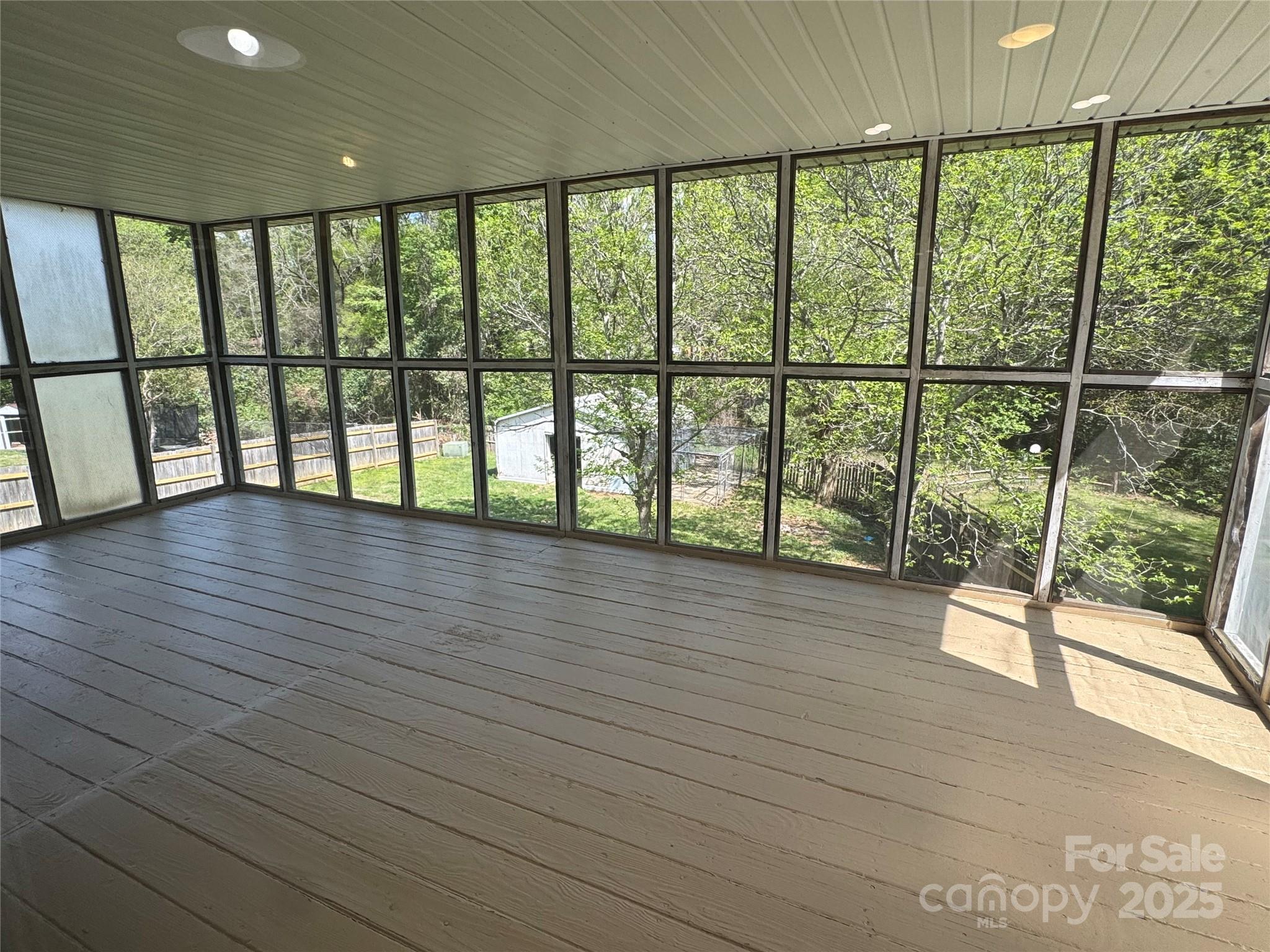 Holly Hills - Residential