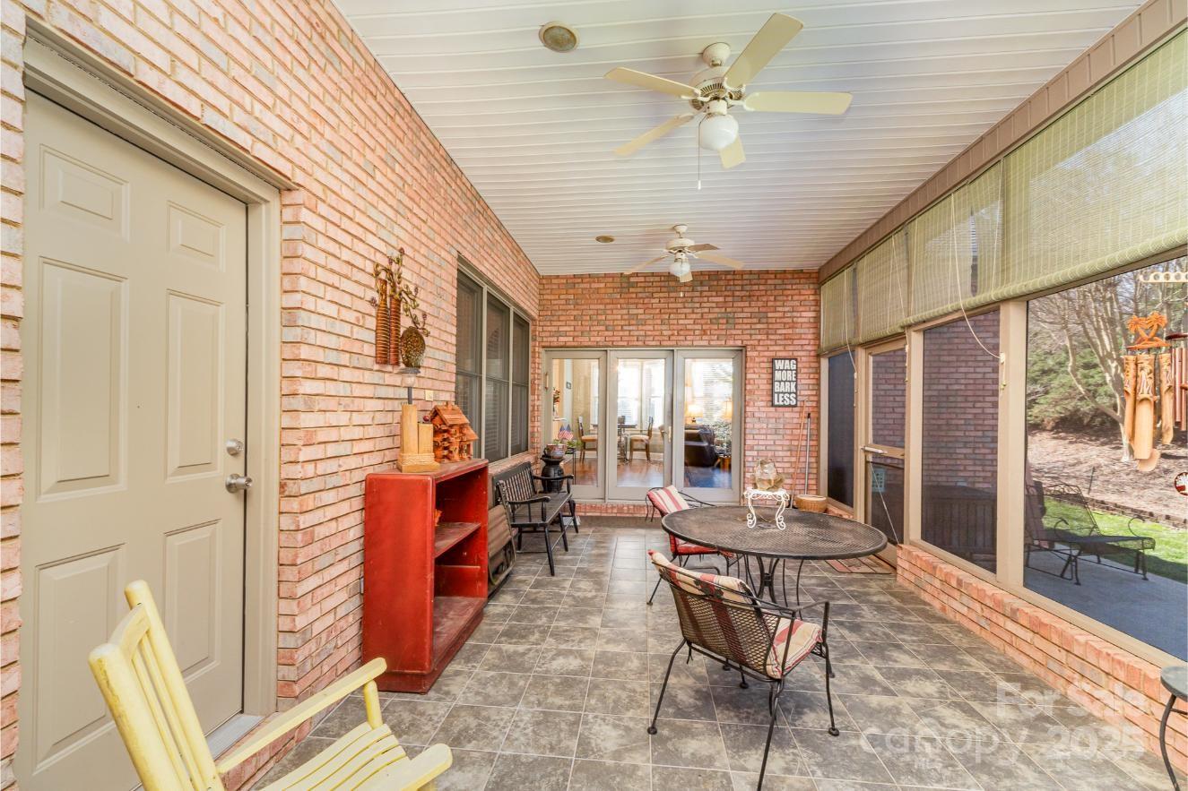 Lake Club Commons - Residential