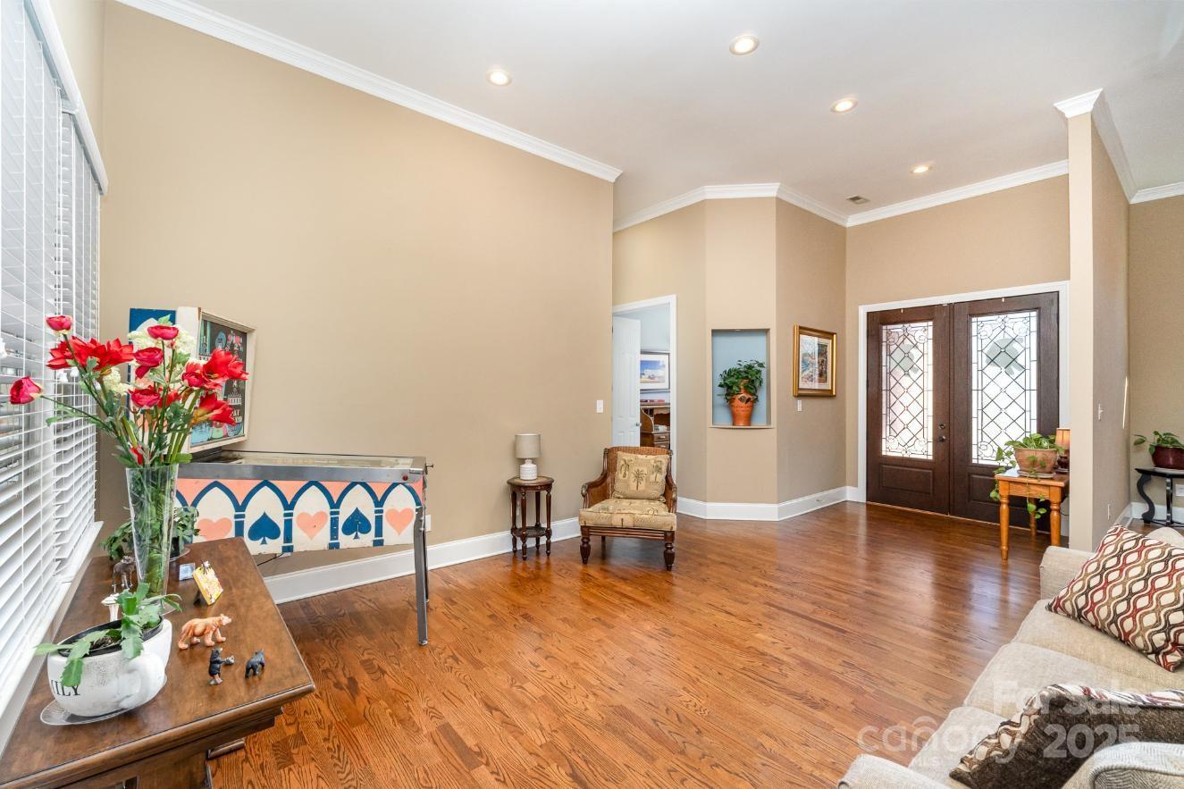 Lake Club Commons - Residential