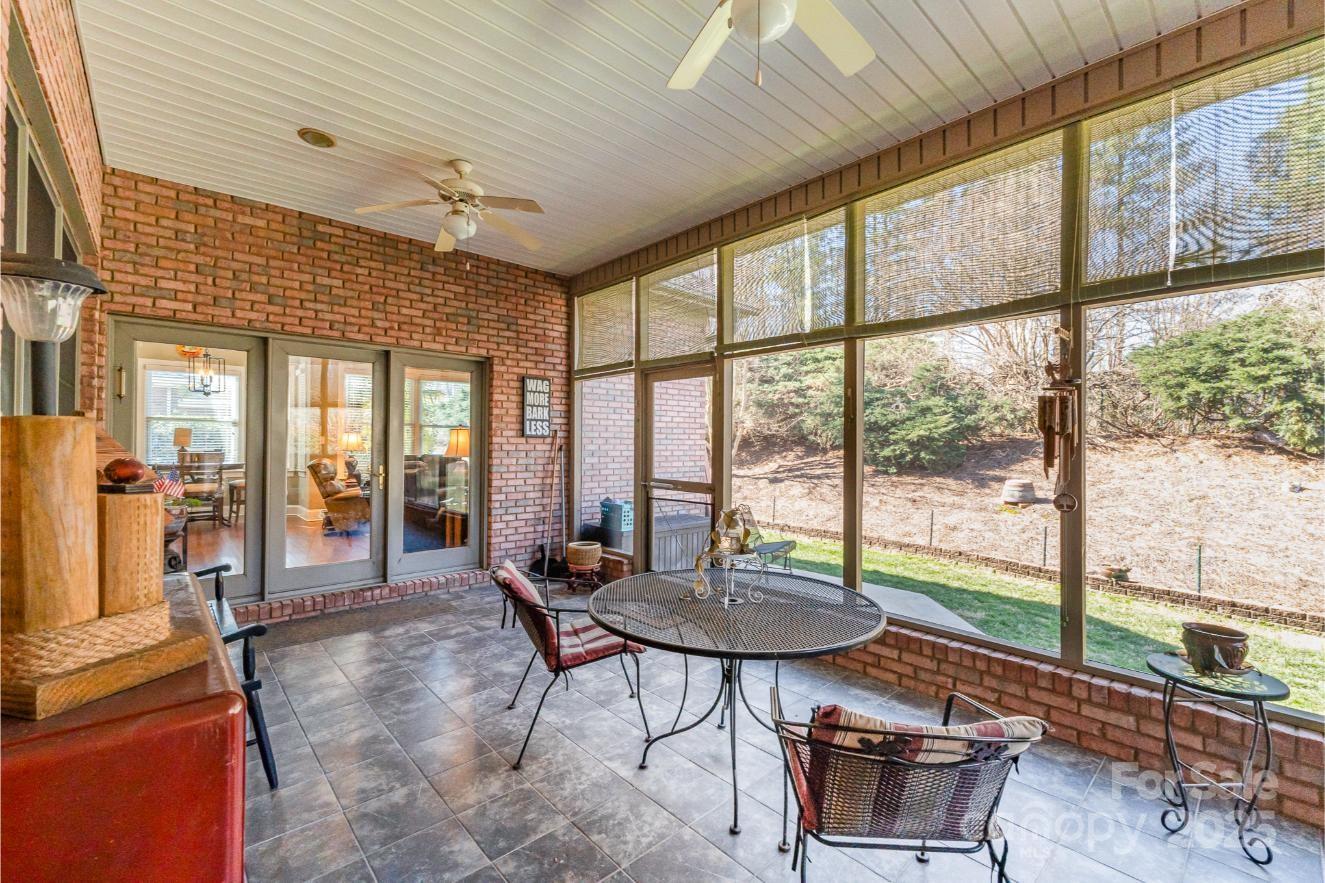 Lake Club Commons - Residential