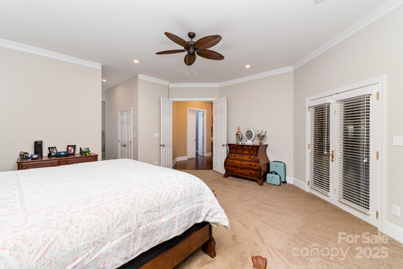 Lake Club Commons - Residential