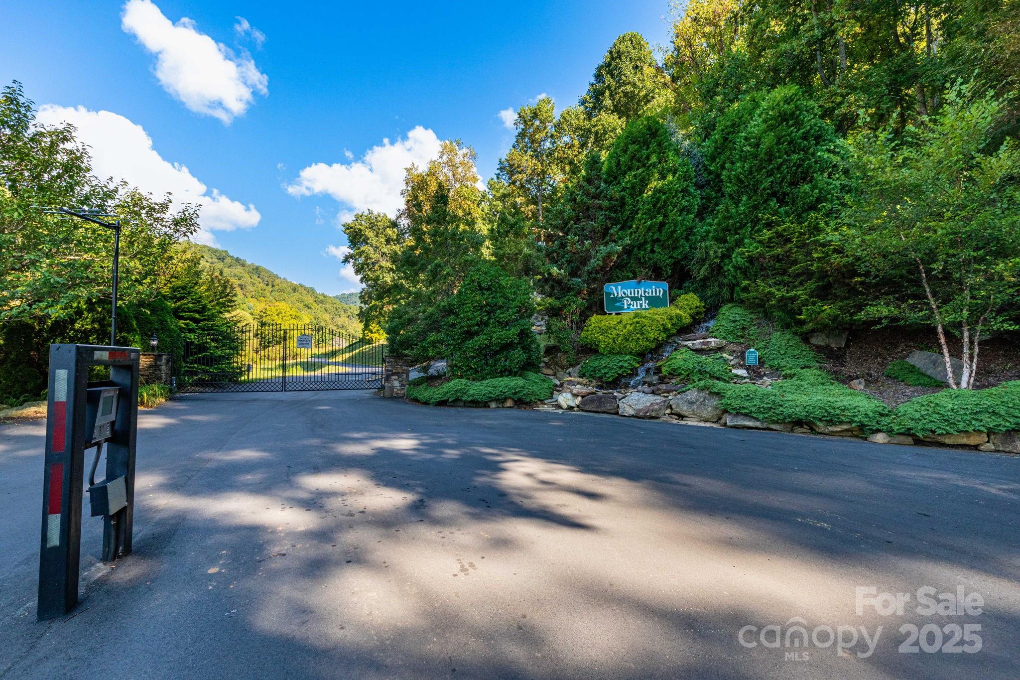 Mountain Park - Land